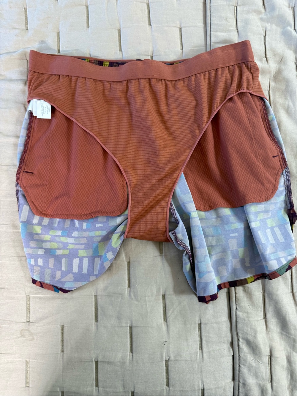 Patagonia Women's Multi Trails Shorts 5 1/2 Inseam Size Medium - Picture 8 of 9